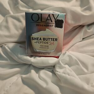 Olay Shea Butter + Peptide 24